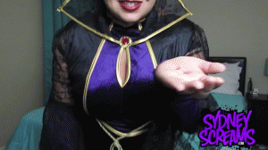 sydneyscreams4u.com - 617. Evil Queen Eats 7 Shrunked Dwarves thumbnail