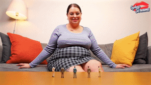 sydneyscreams4u.com - 2882. Downsizing The C-Suite thumbnail